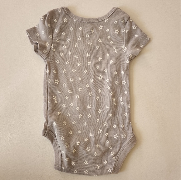 Bundle of 3 Cloud Island Onesies - Picture 8 of 10